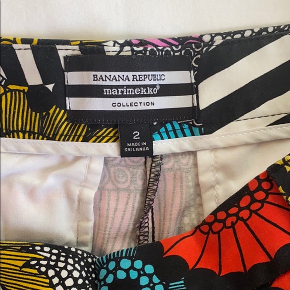 Banana Republic Multi Color Print Shorts - Picture 2 of 3